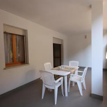 Apartamento In Mit Terrasse, Garten Und Grill *