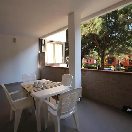 Apartamento In Mit Terrasse, Garten Und Grill